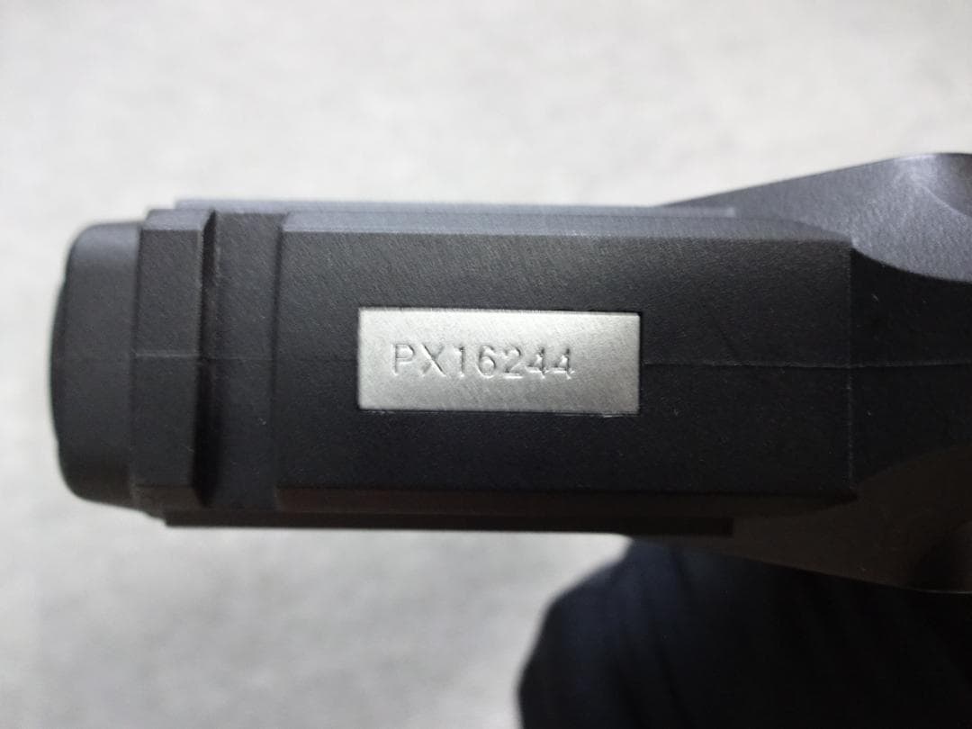 PX4 ガスガン 本体＋マガジン2本