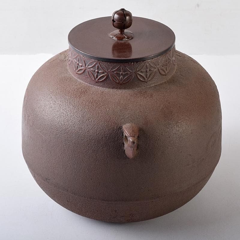 茶道具　人間国宝　釜師　高橋敬典作　唐松地紋　甑口窯　共布共箱　V　R8702B