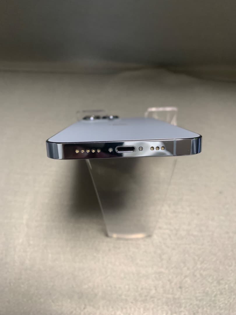 美品 国内版 SIMフリー iPhone13 Pro 256GB シエラブルー色