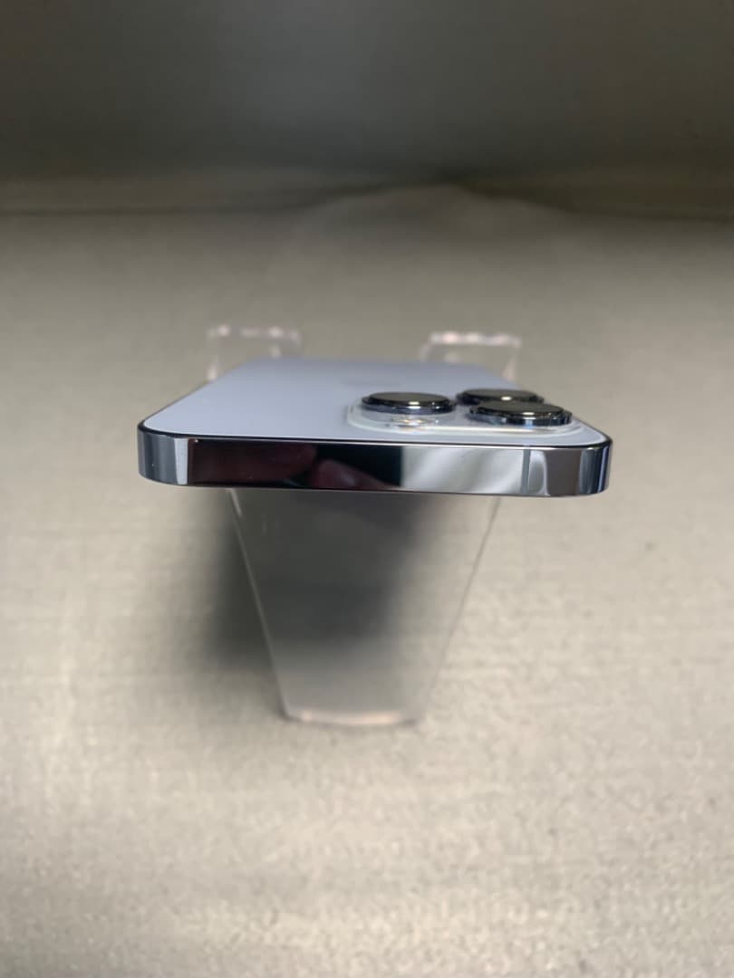 美品 国内版 SIMフリー iPhone13 Pro 256GB シエラブルー色