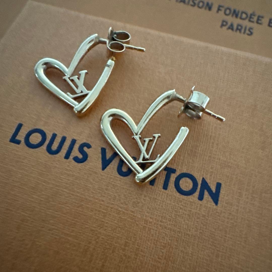 【美品】ルイヴィトン ブックル ドレイユ ハート フォーリンラブ ピアス