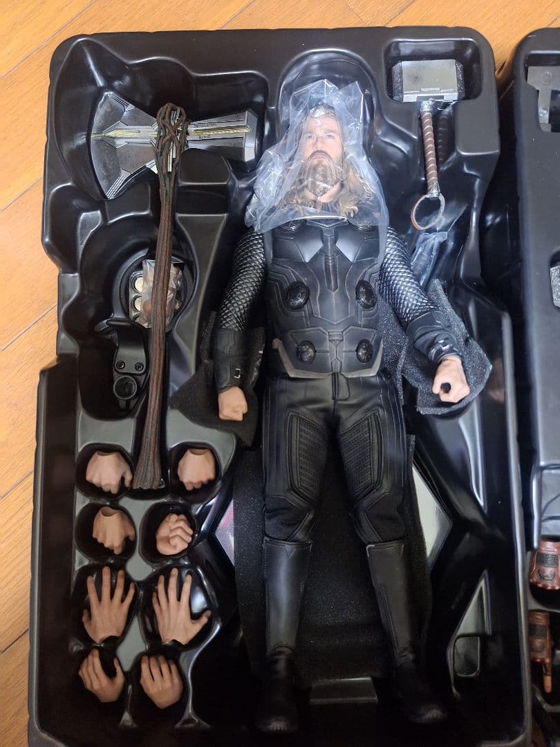 ズ*ン様 ホットトイズ　キャプテンアメリカ　マイティソー　エンドゲーム　セット