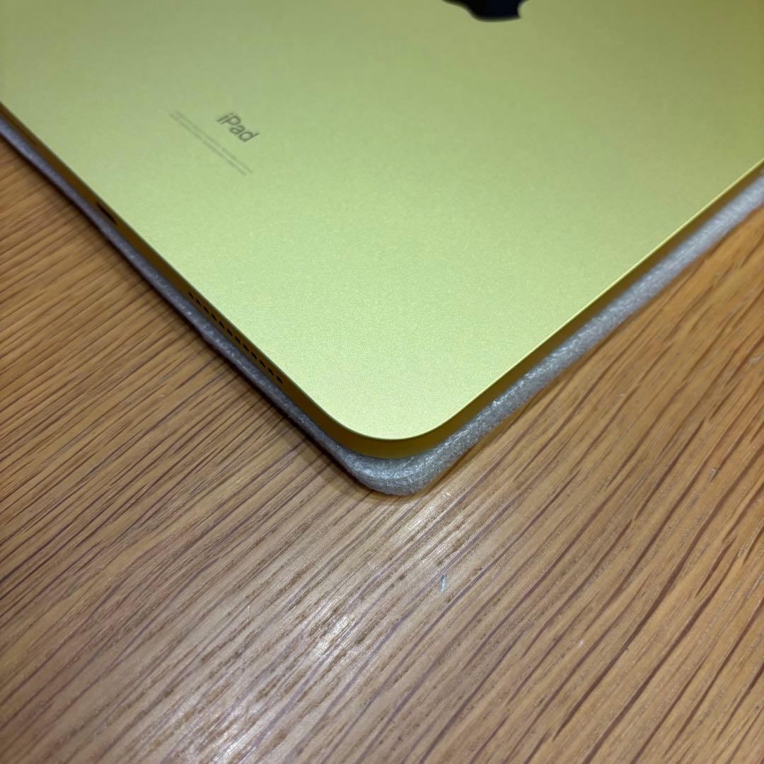 【早い者勝ち】ほぼ未使用！256GB！iPad 第10世代 キーボード付き