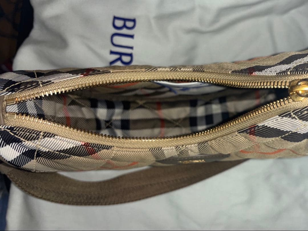 バーバリーホースシュークロスボディバッグ