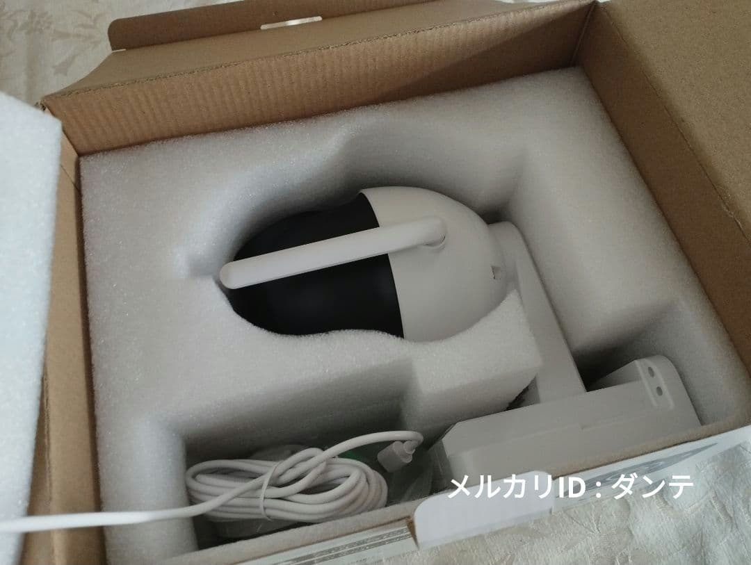 【新品未使用】WiFi環境なくても利用可！充電式防犯カメラ ソーラーAPモード