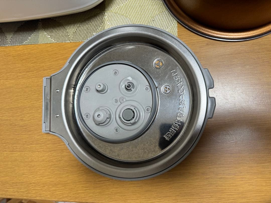 Panasonic 炊飯器 2021年製 SR-VSX101 ホワイト 動作保証