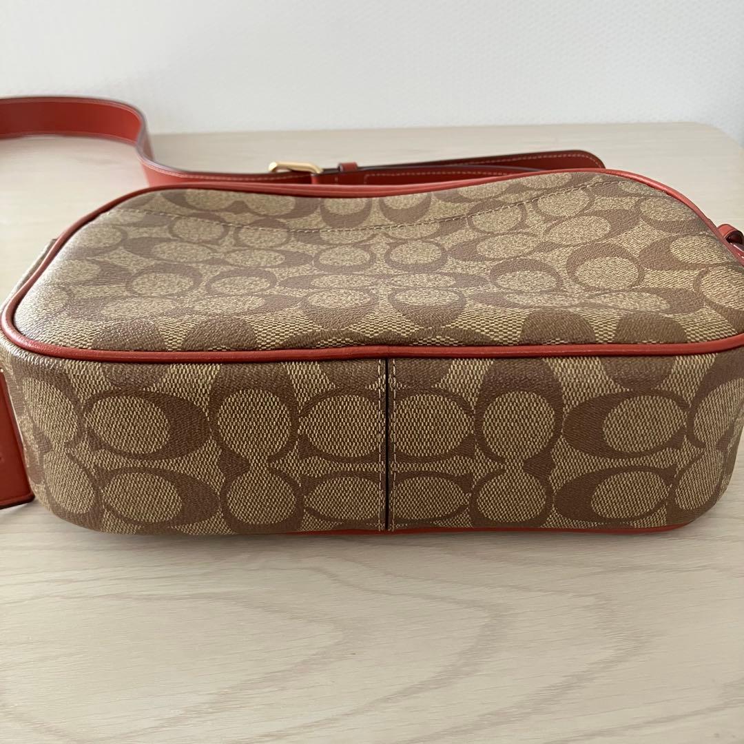 最終価格　美品　COACH コーチ スヌーピーシグネチャー カメラバッグ