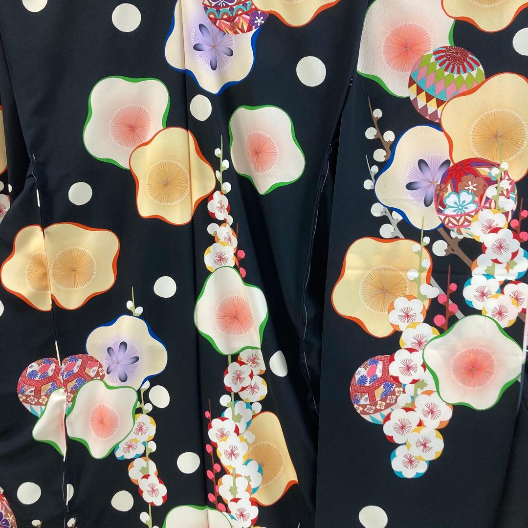 ☆新品未使用☆化繊　未仕立て　リメイク　黒系花模様振袖