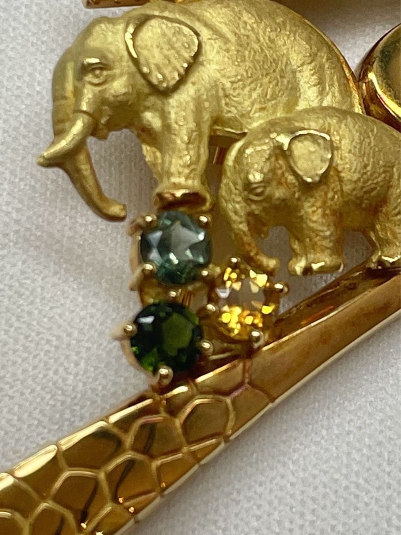 池田啓子ジュエリー　AKコレクション　アフリカシリーズ　K18ブローチ