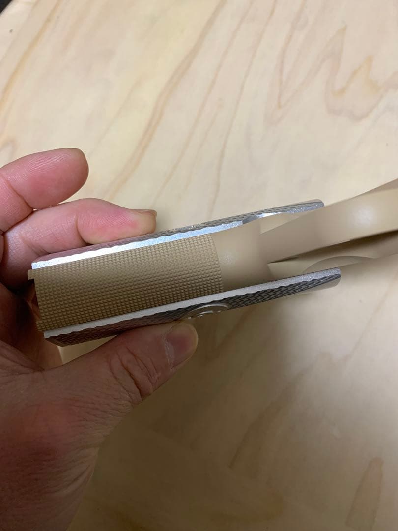 未使用品 コルトガバメント M1911 用アルミ製グリップ　アンビセフティ対応