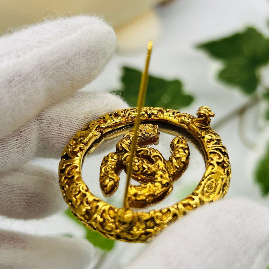 CHANEL シャネル 溶岩　ヴィンテージ ブローチ ゴールド メタル