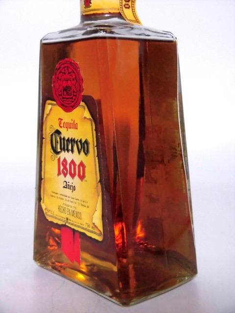 【L2】クエルボ 1800 アネホ 90年代 正規品 箱付 750ml