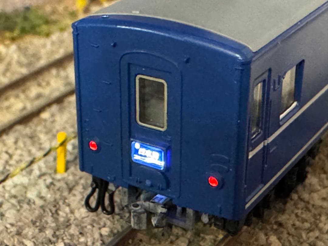 トミックス　92817 24系日本海モトトレール　マニ50 5000 新品ばらし