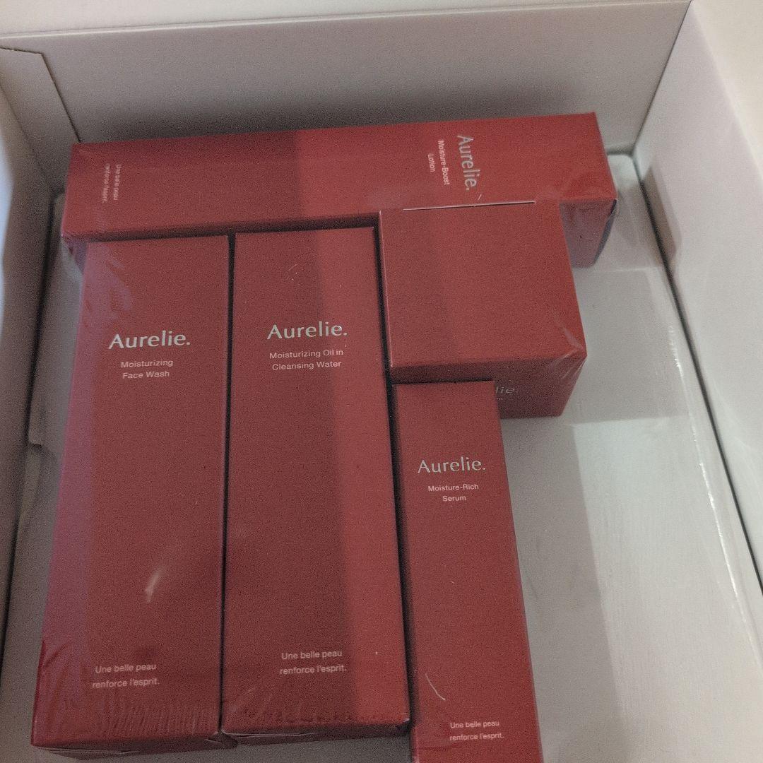【未開封】MEGUMIさんプロデュースAurelie プレミアム集中ケアコース