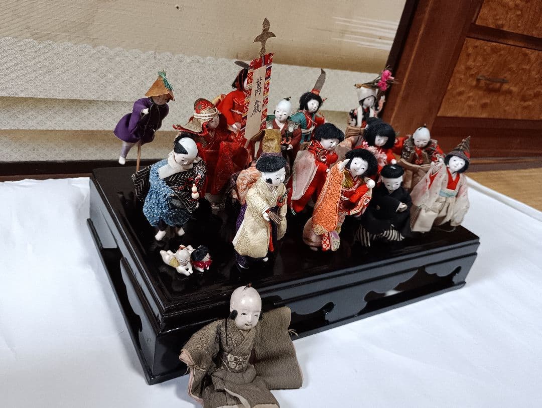 小さな市松人形達