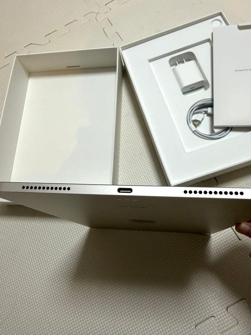 【最大容量100%】iPadAir Wi-Fi256GBスターライト(第5世代)