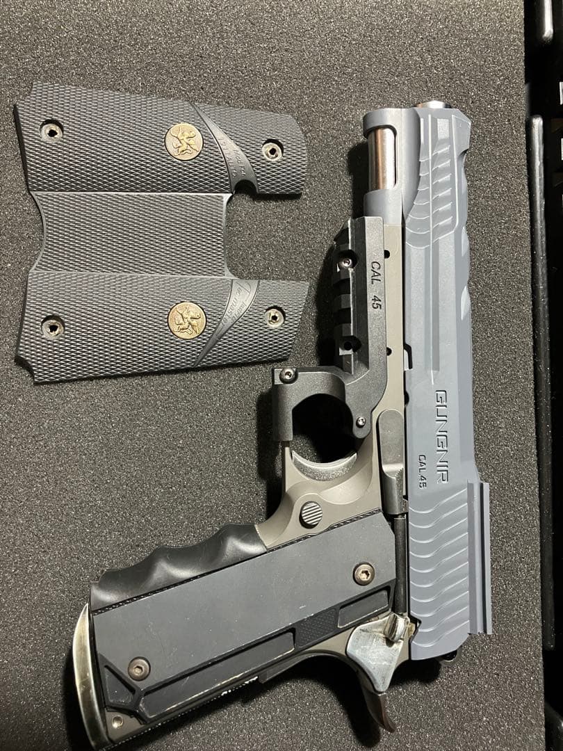 m1911 ガバメント　カスタム　ハンドガン　グリップ