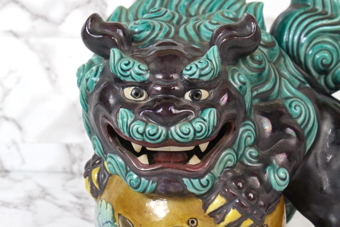 ♡九谷焼 大吉 糠川清章 玉乗り獅子 獅子像 赤獅子 縁起物 色絵 置物 魔除け