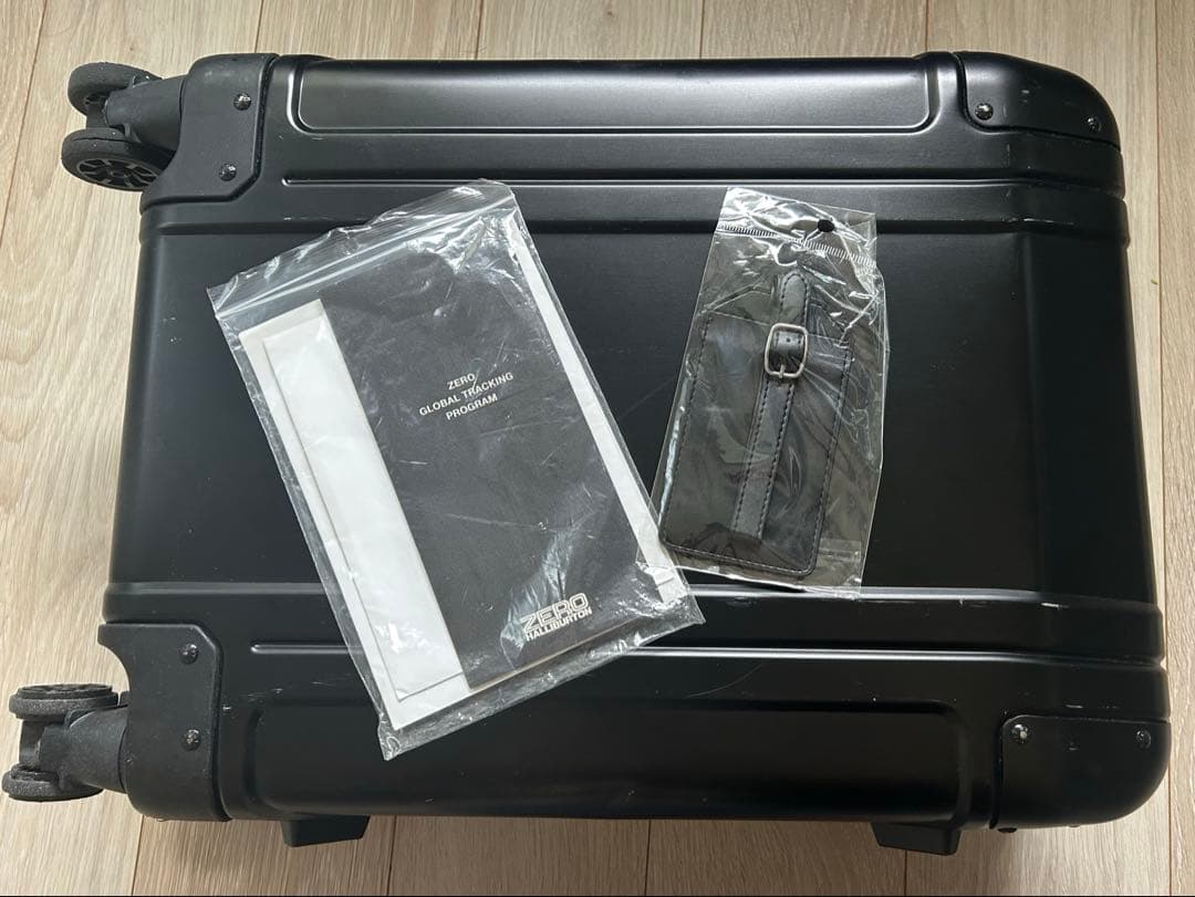 ゼロハリバートン　スーツケース　機内持ち込み　アルミ　31L 19inch