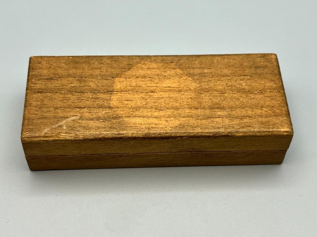 【海】江戸明治金工　長手猿図　金目　手彫　目貫一体　銅製鍍金　骨董品　箱付