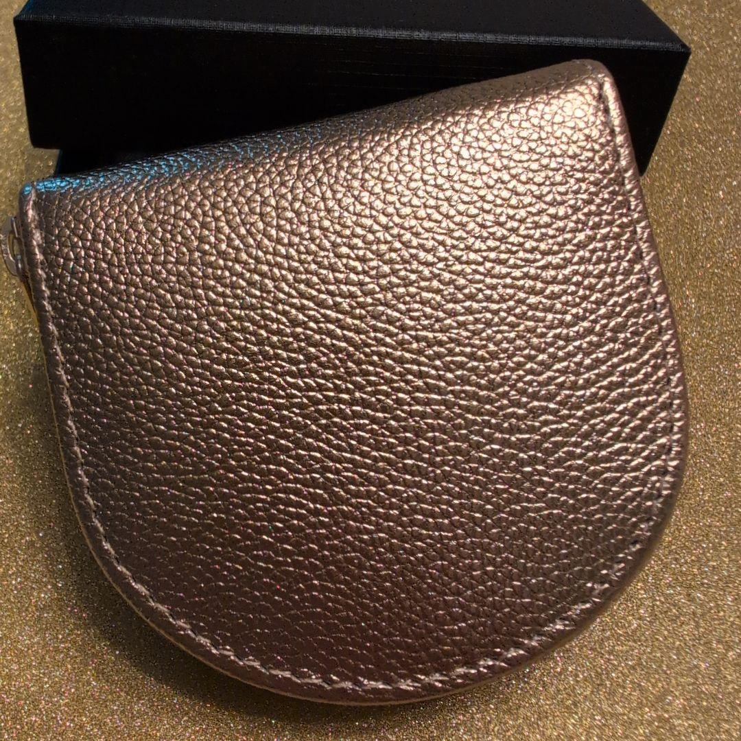 【新品未使用】皇居 ゴールド 小銭入れ ケース 財布 菊の御紋