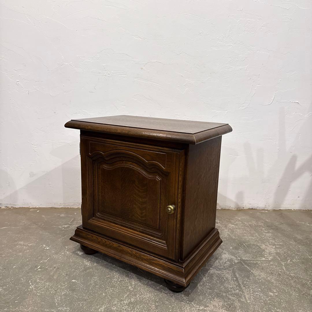 ヴィンテージ　サイドテーブル　ベッドサイドテーブル