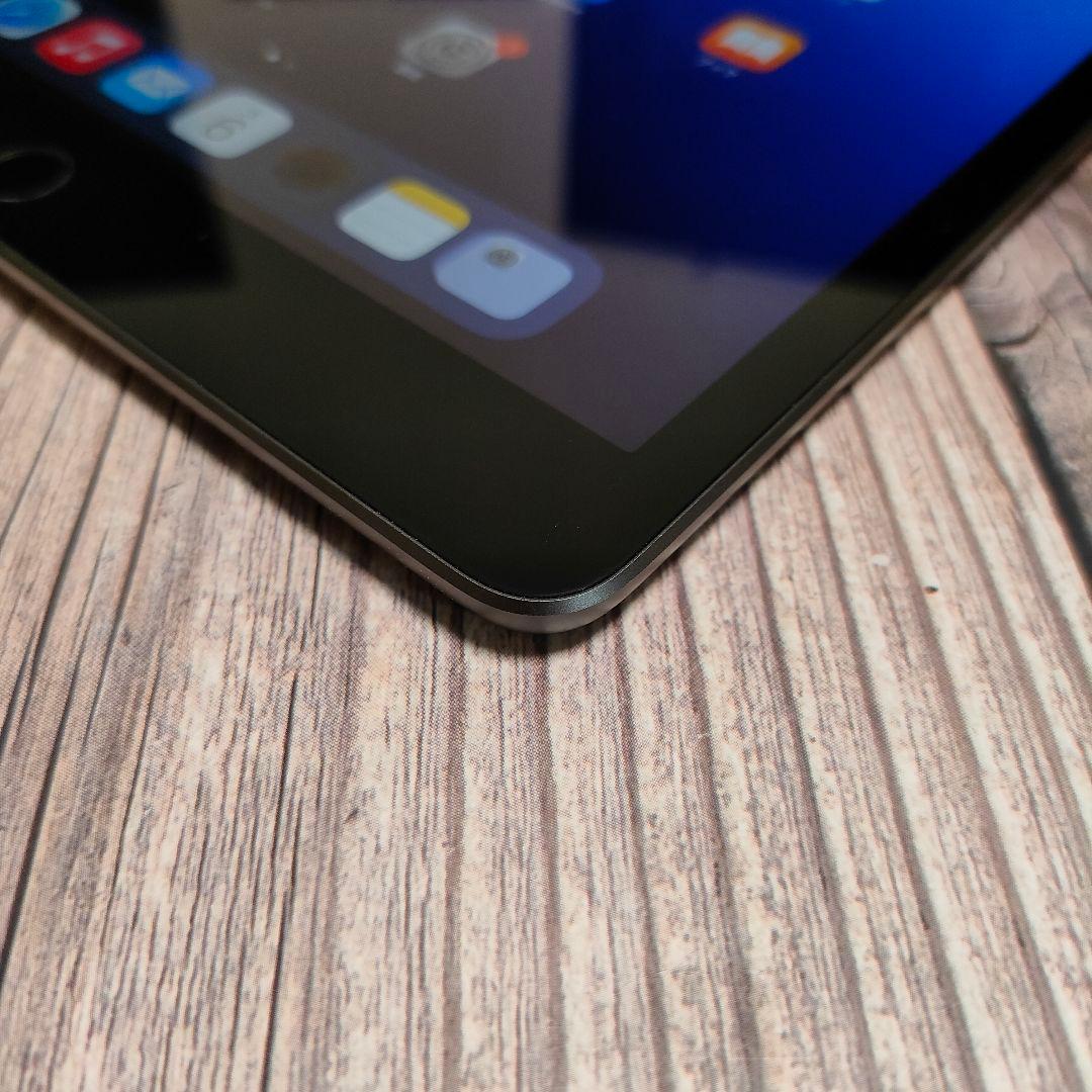 iPad 第7世代 32GB グレー SIMフリー 超美品