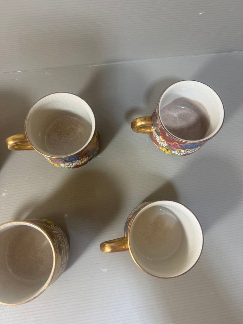 2460 九谷焼 章山 カップ　6客 金彩 花詰