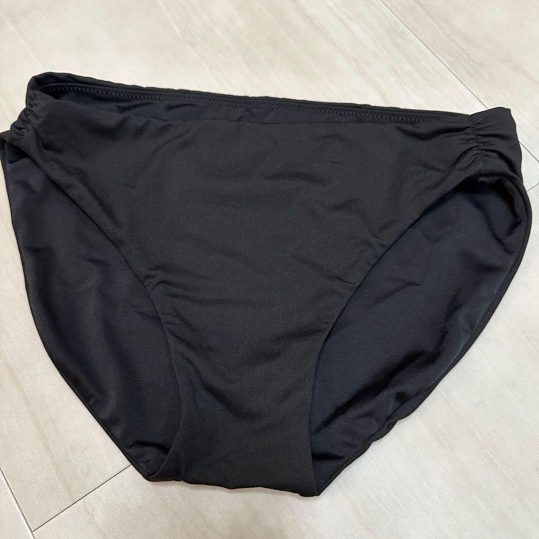 未使用品　emmi 水着　3点セット　ブラック