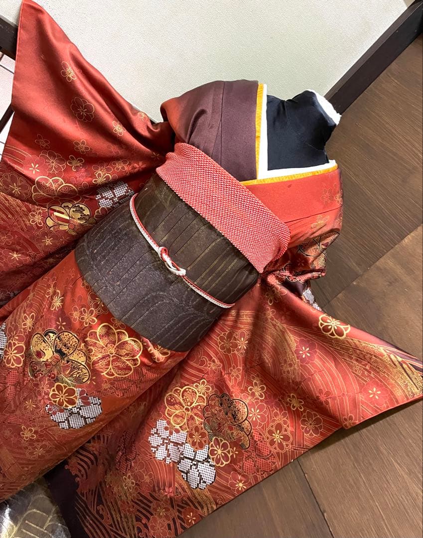 振袖 フルセット6点サイズM〜Ｌ駒刺繍　鴛鴦花文　暈し染め　金彩　正絹