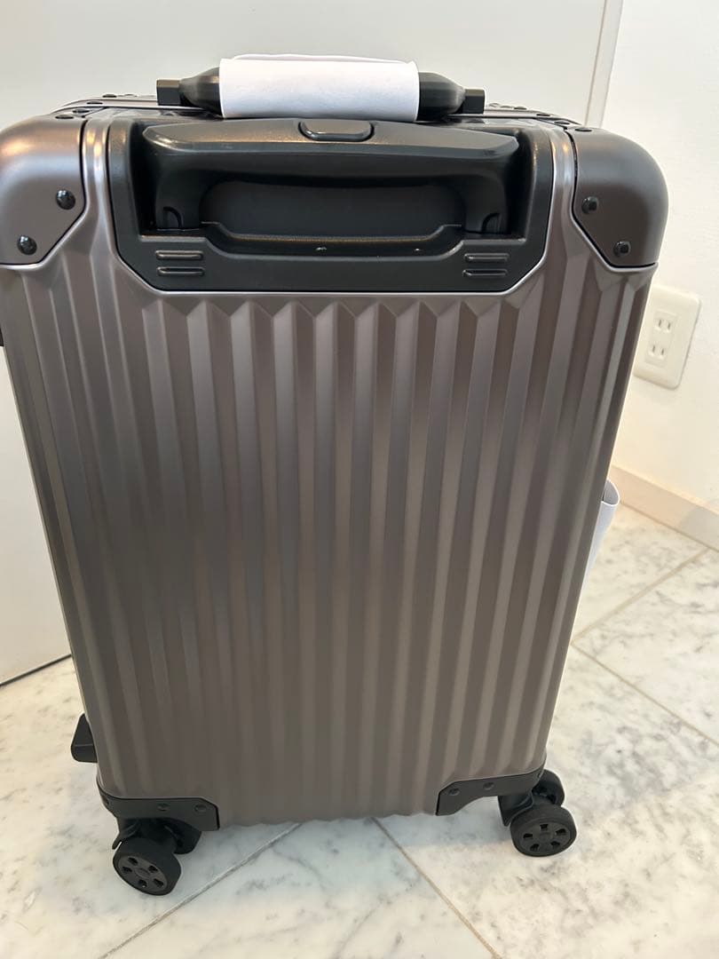 【新品　未使用品】AMG メルセデスベンツ　 キャリーケース