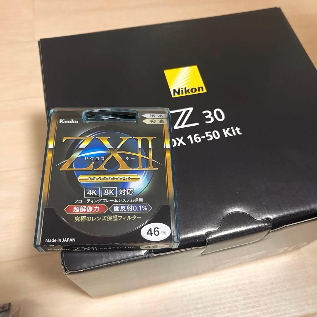 【ショット数554】Nikon Z 30 DX16-50 kit/レンズ保護付