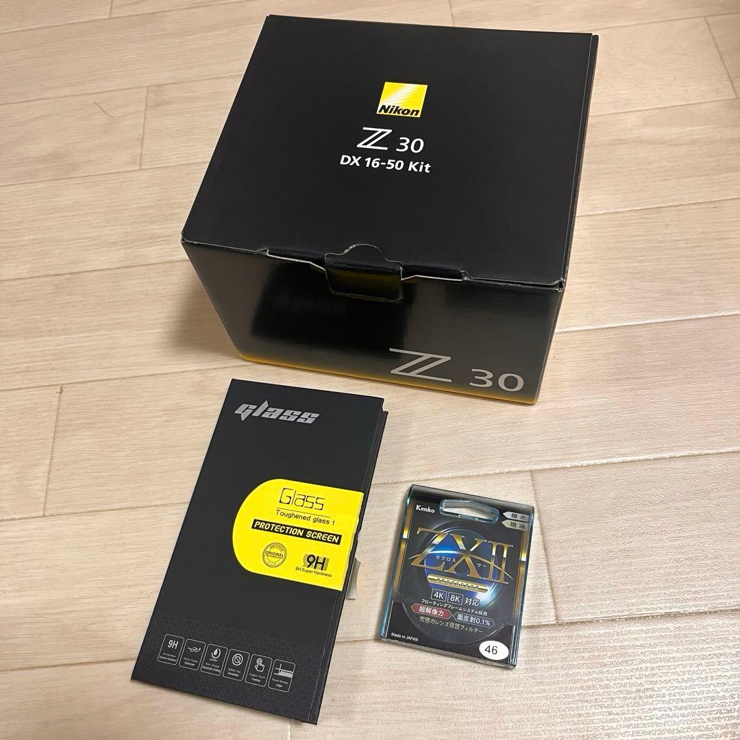 【ショット数554】Nikon Z 30 DX16-50 kit/レンズ保護付