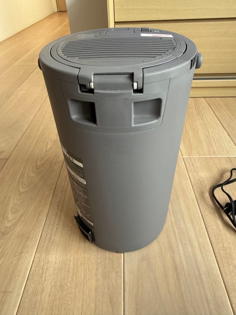 2024年製　象印 スチーム式加湿器 グレー　EE-DE50