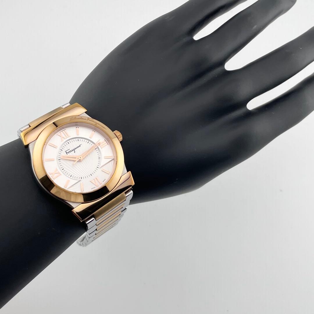 【稼働/新品電池/付属品完備】サルヴァトーレフェラガモ　ベガ　腕時計　メンズ