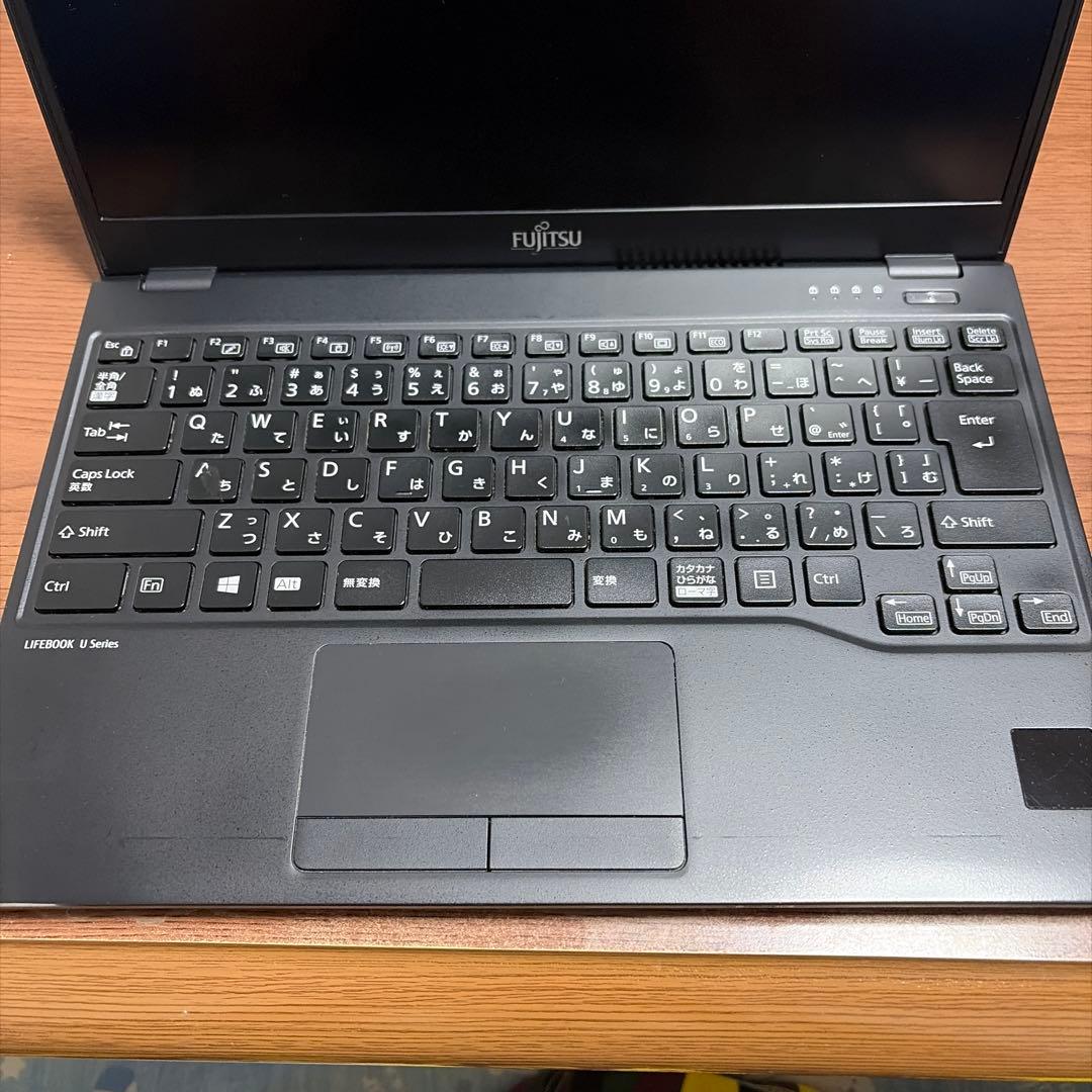 富士通U9310 10世代　超軽量ノートパソコン③