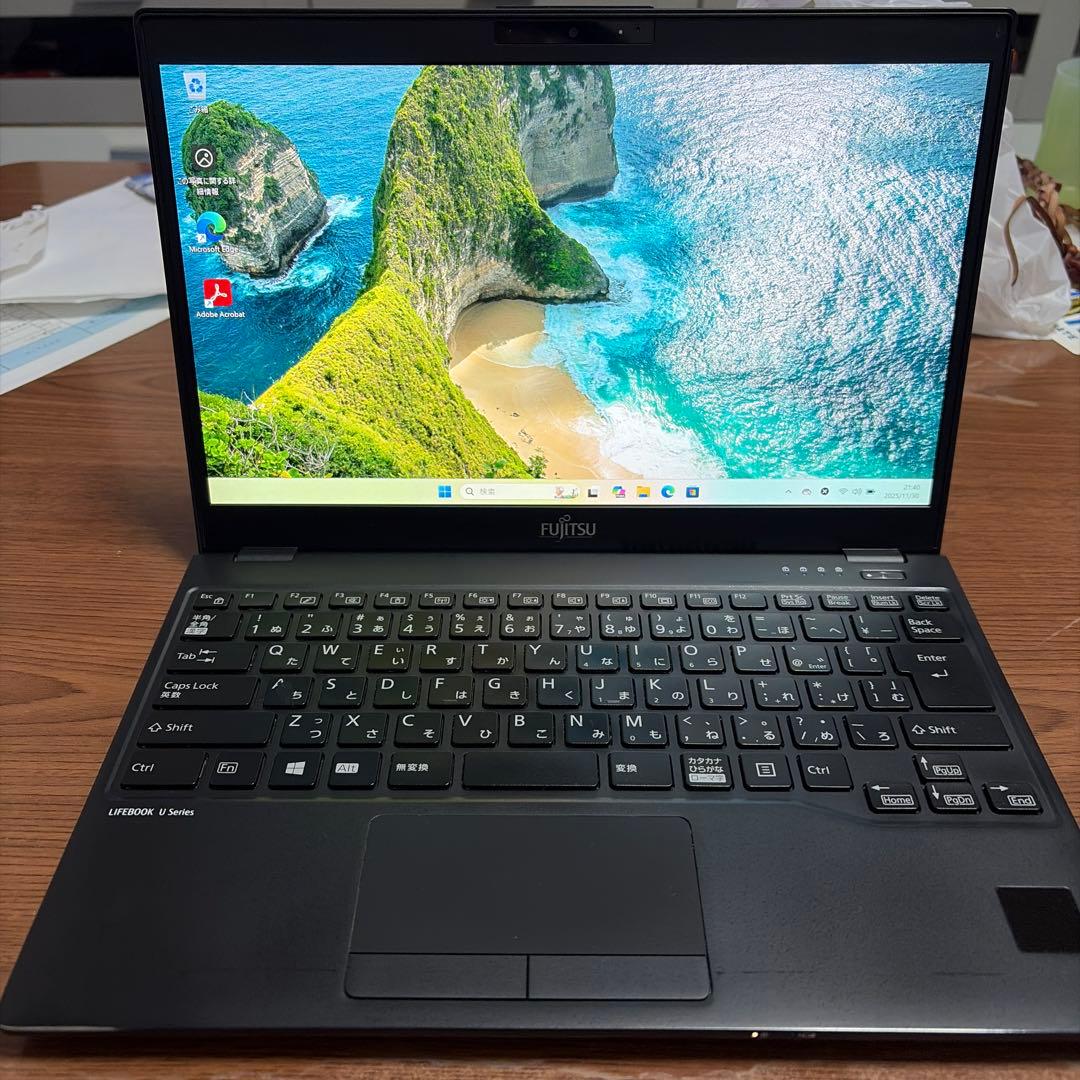 富士通U9310 10世代　超軽量ノートパソコン③