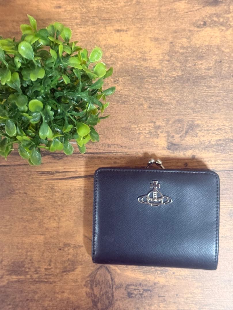 Vivienne Westwood がま口 ロゴ入り財布 ブラック ✨美品✨