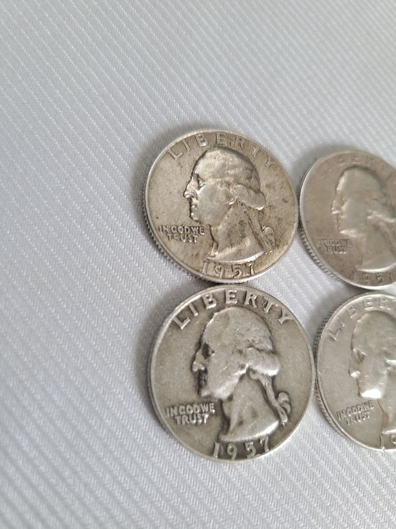 【希少・銀貨】1957年 アメリカ 25セント硬貨（デンバー造幣局 D刻印）