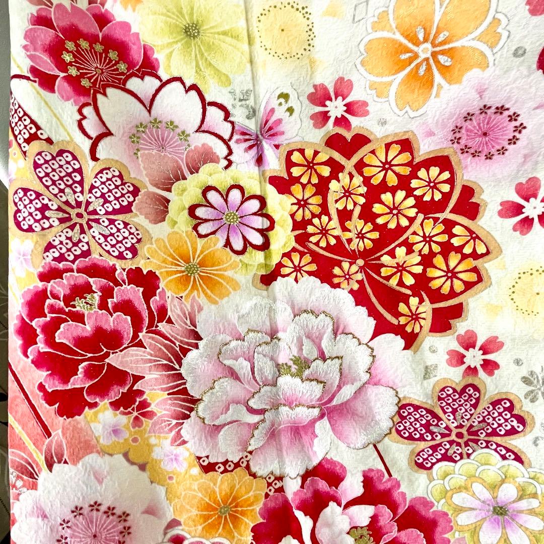 ［振袖］正絹　やわらかい白　生成り　桜　牡丹　蝶　箔　成人式
