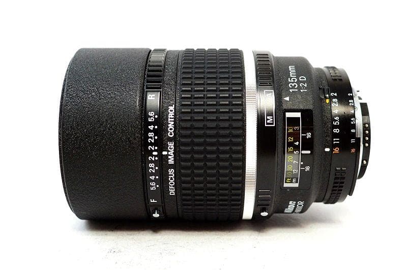レンズ(単焦点) Nikon Ai AF DC-Nikkor 135mm F2 D
