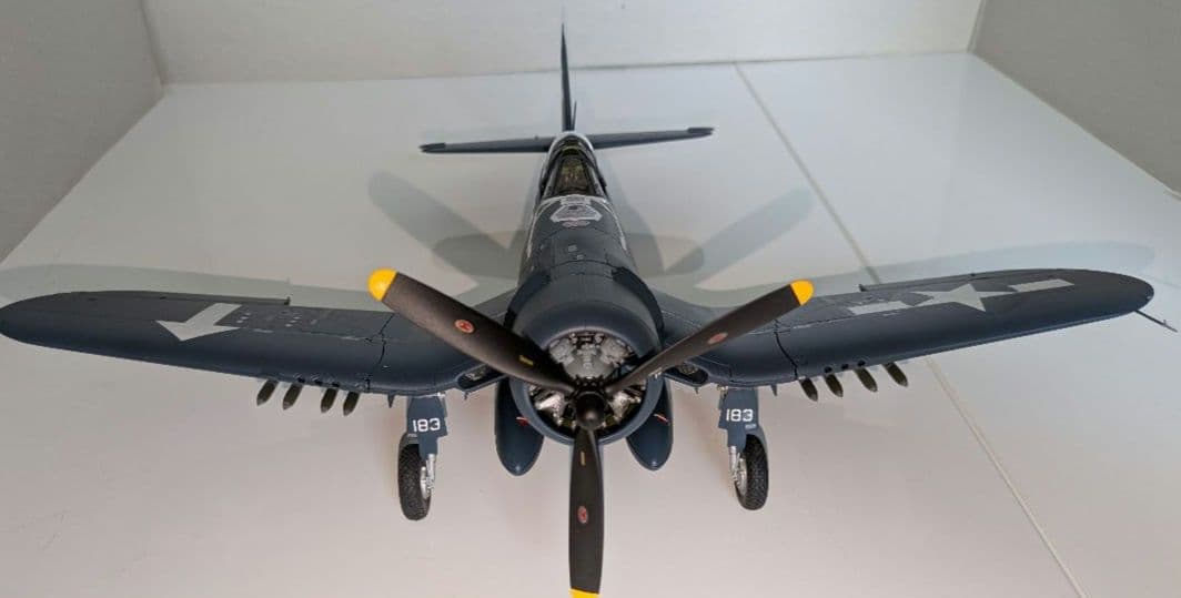 コルセアF4U-1D(プラモデル完成品1/32)