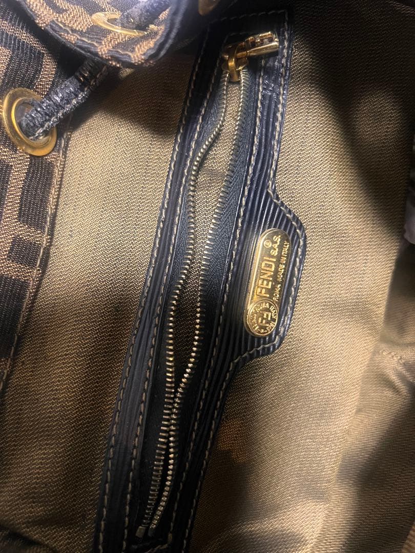 Fendi FFロゴ ハンドバッグ ブラウン　バケハ