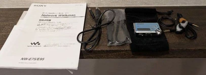 美品 付属品付 SONY ネットワーク ウォークマン NW-E75 ブルー