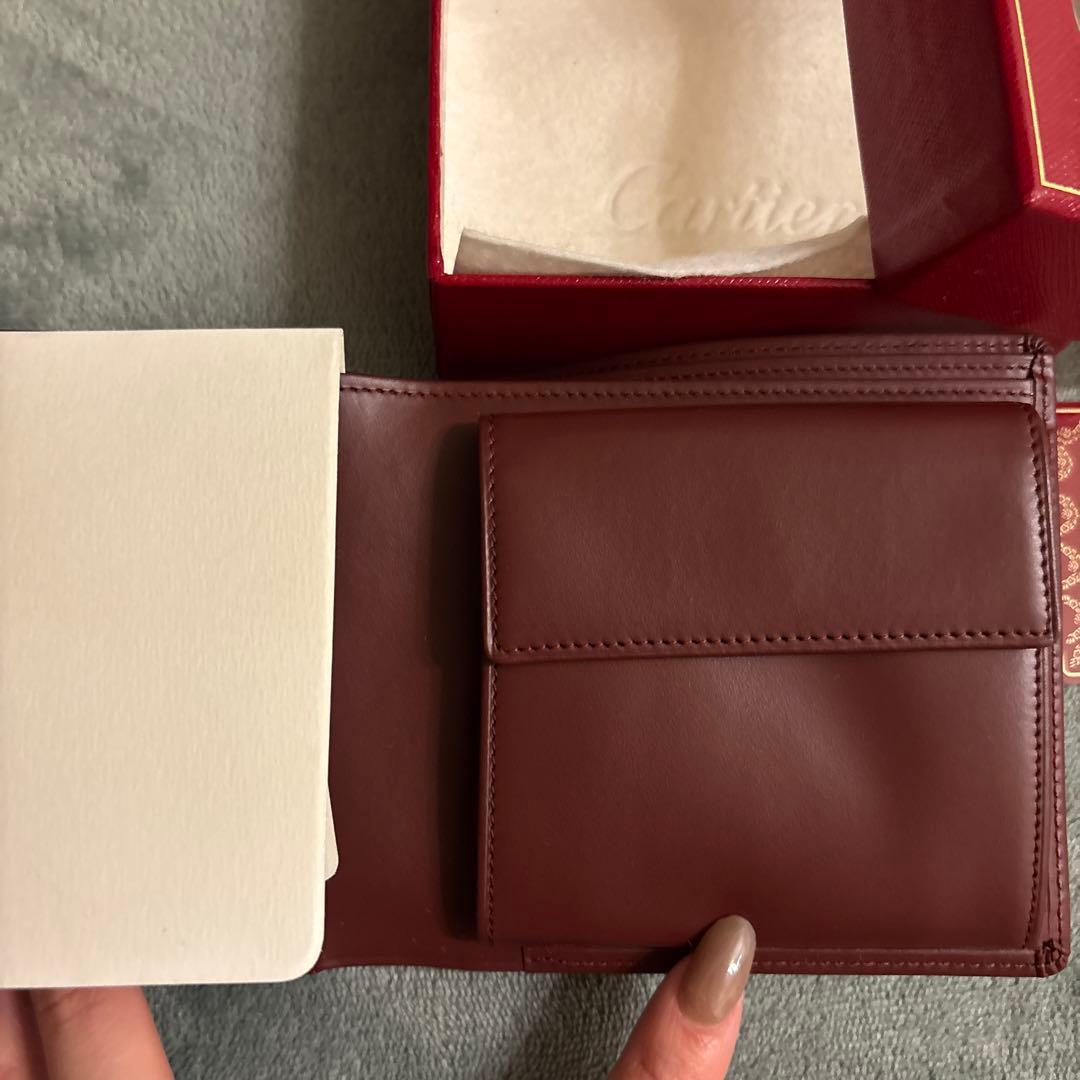 【超美品】Cartier バーガンディ 二つ折り財布