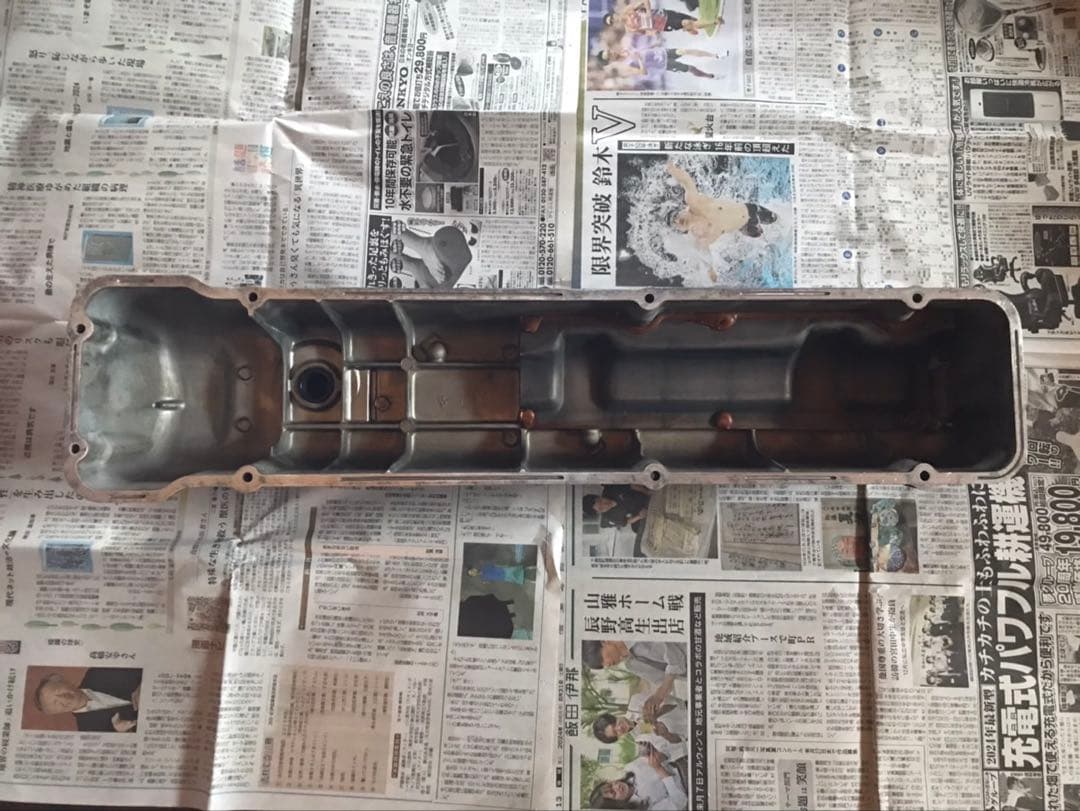 17日迄超特価!超早い者勝ち! L型エンジン　ヘッドカバー　L20実働車外し