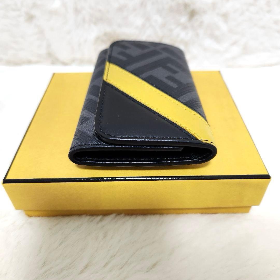 ✨極美品　付属品完備✨フェンディ　キーケース　6連　バイカラー　人気デザイン