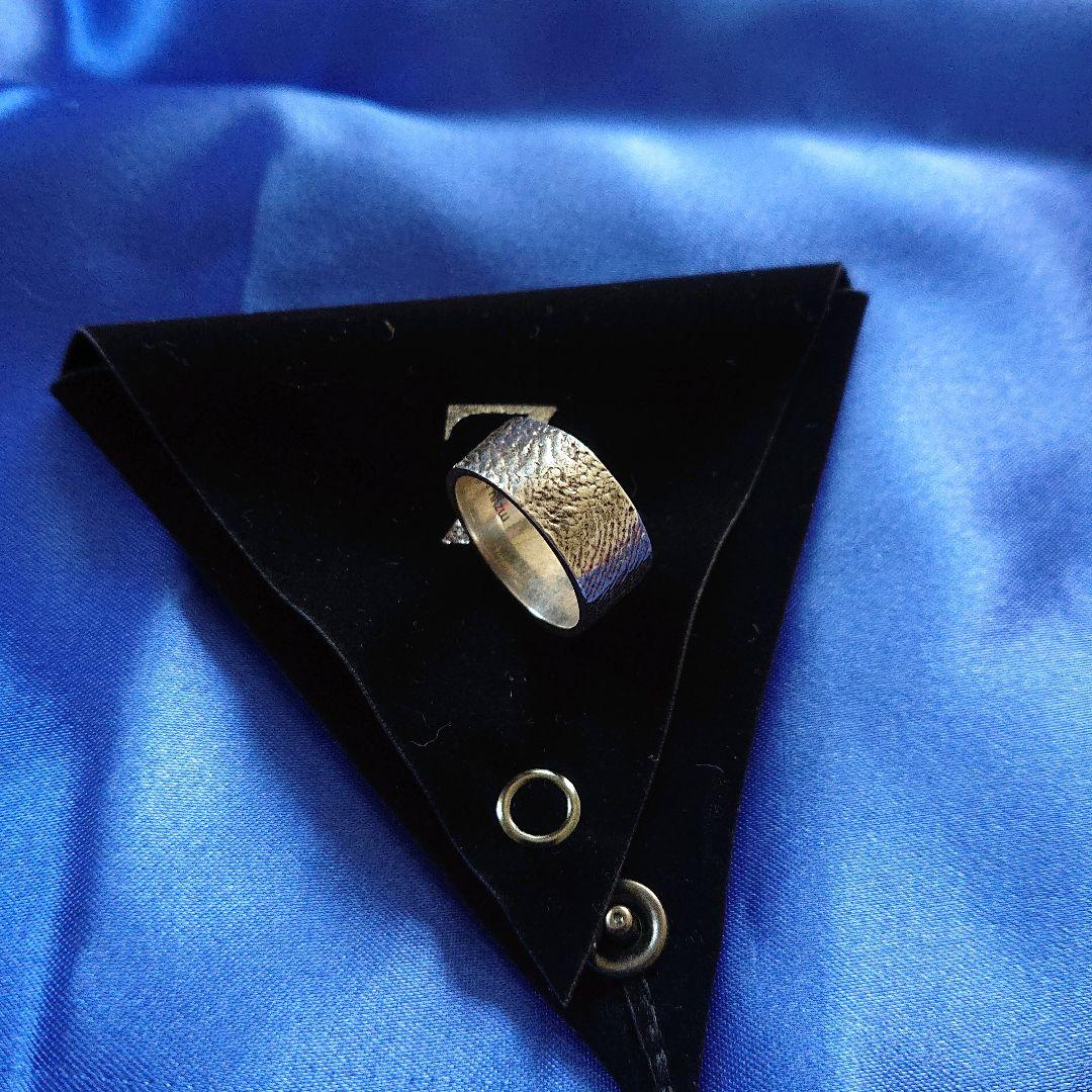 グンちゃんの薬指★肌リング