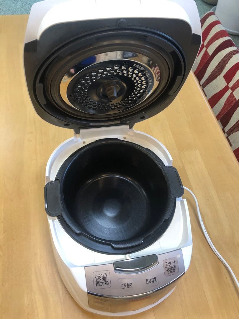 クック CUCKOO 炊飯器 CRP-HJ0657F 圧力名人　圧力炊飯器　玄米