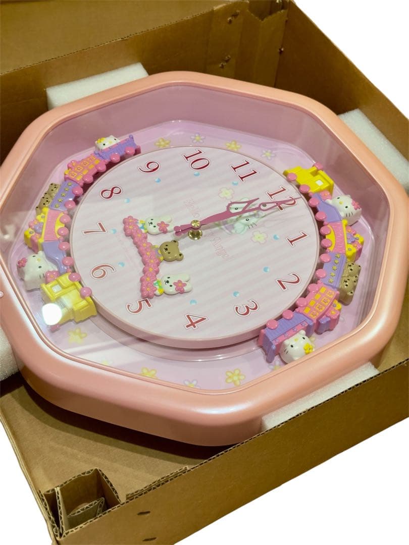 極美品 激レア 希少 サンリオ ハローキティ CITIZEN リズム時計